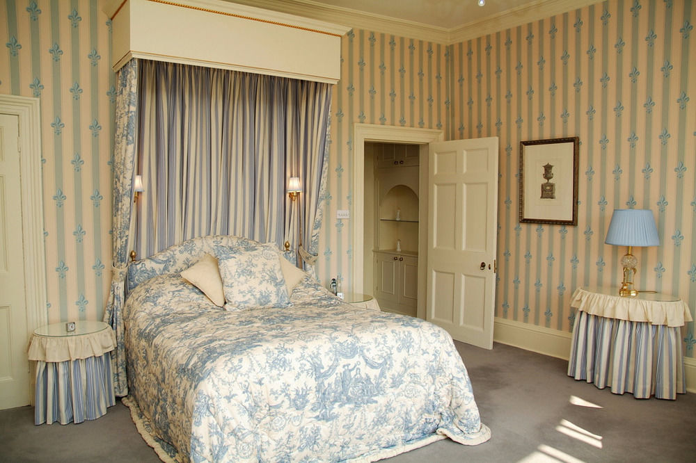 Pbc - Perriford House Hotel คิดเดอร์มินสเตอร์ ภายนอก รูปภาพ
